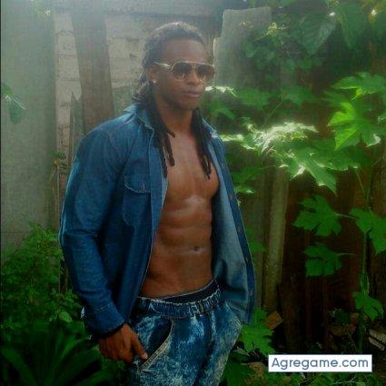 Oscar96a chico soltero en Morón