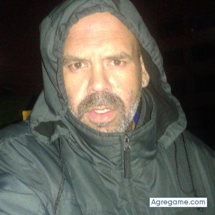 pelonvzla43 chico casado en Bogotá