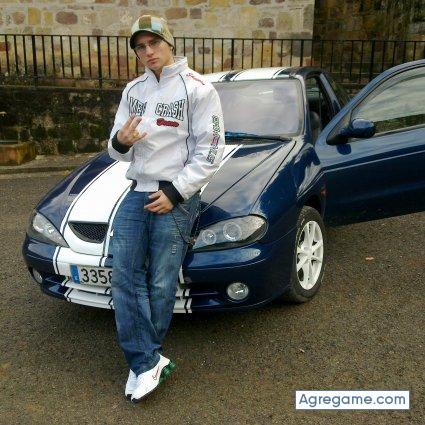 Uruguayo chico soltero en Santoña