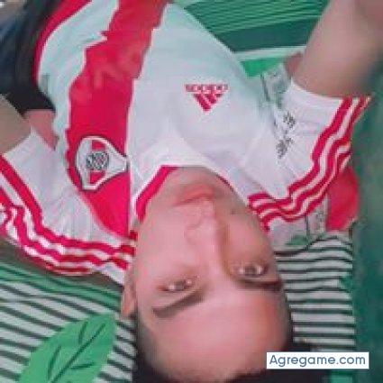 francosimon3051 chico soltero en Las Heras