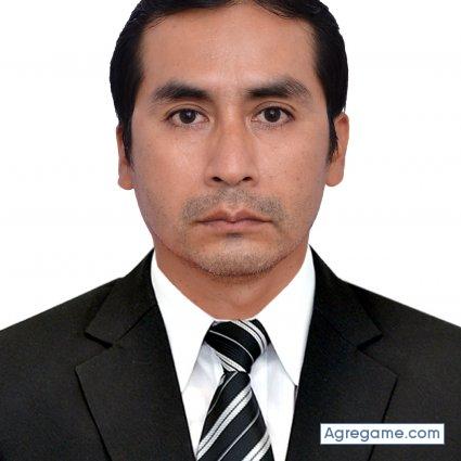 HERBERT_84 chico soltero en San Clemente