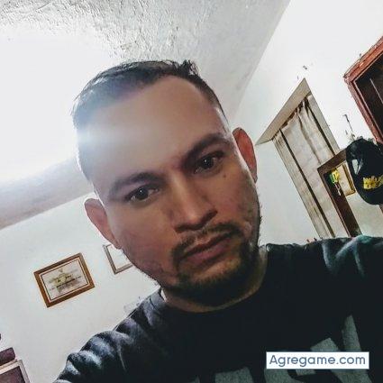 Rasapel chico soltero en Bogotá