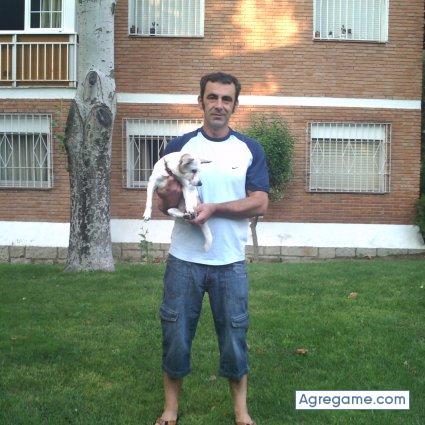 alfredus103 chico soltero en Madrid