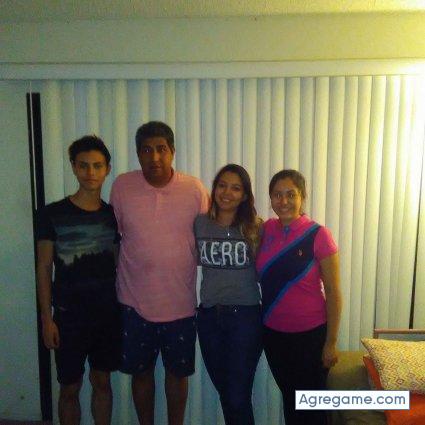 felixomar chico soltero en Shafter