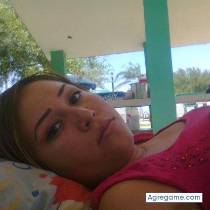 Kareni chica casada en Apodaca