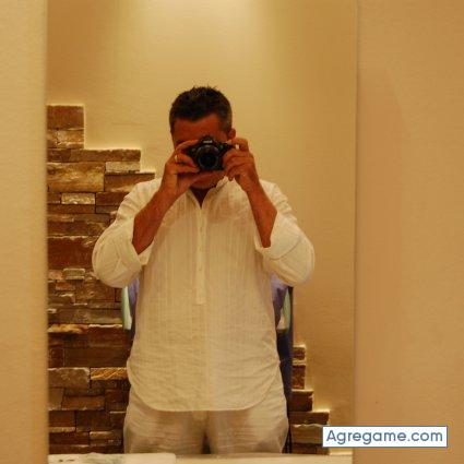 motichem chico casado en Madrid