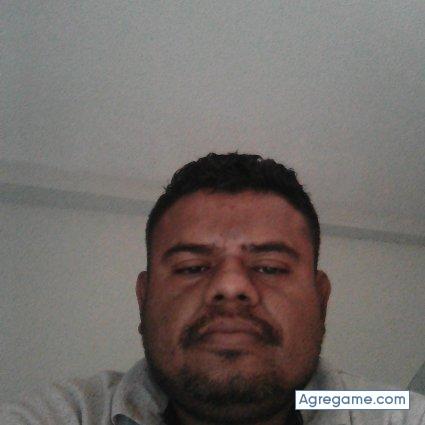 Jcesarmanzanarez chico soltero en Managua