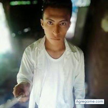 alexandervanegas3004 chico soltero en Sonsonate