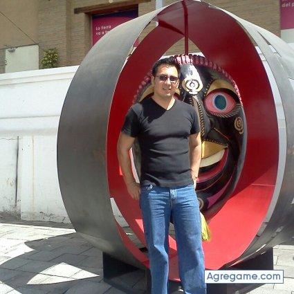 Nickingen chico soltero en Quito