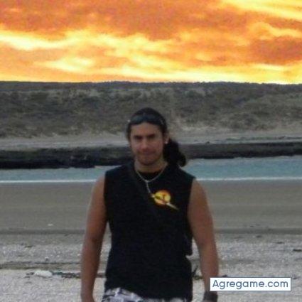 moyin chico soltero en Pico Truncado