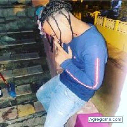 alexuchiha chico soltero en Ensanche Villa Faro