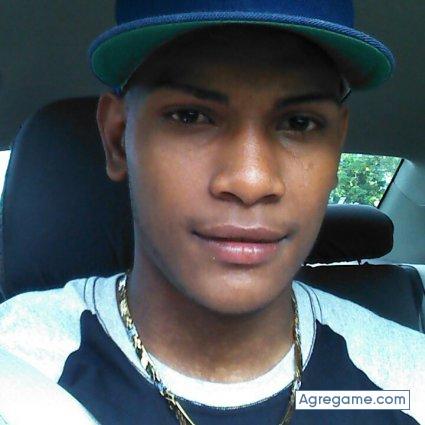 jonimartinez chico soltero en Santiago De Los Caballeros