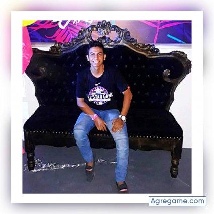 StevenBarreto123 chico soltero en Girardot