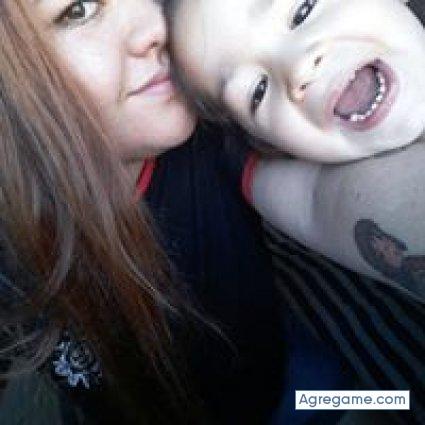 maycarrera chica soltera en General Enrique Godoy