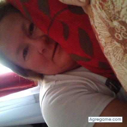 pichona chica soltera en Carlos Pellegrini