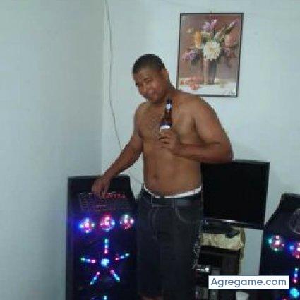 Earskine chico soltero en San Miguelito