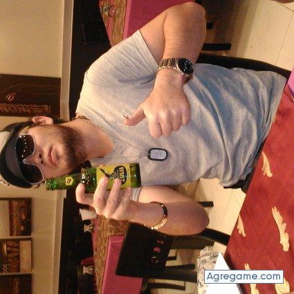 daddyy chico soltero en Burien