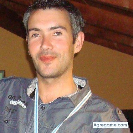 T1mido chico soltero en Cambados