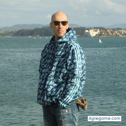 jandrote chico soltero en Comillas