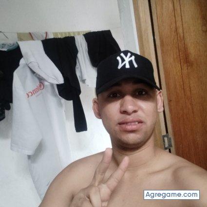 eduardojose64352 chico soltero en Medellín