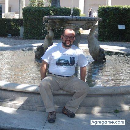 Vickyngo chico soltero en Madrid
