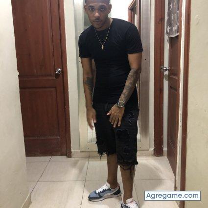alexdiaz8369 chico soltero en Santo Domingo