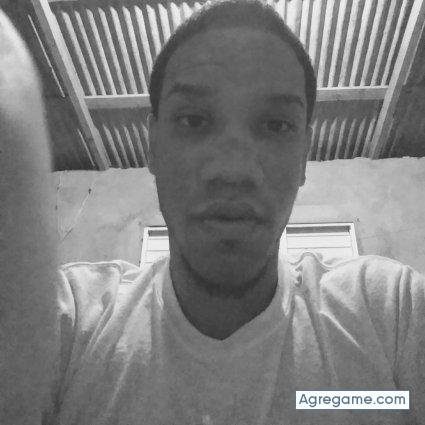 enriquesegura3010 chico soltero en Santa Cruz De Barahona