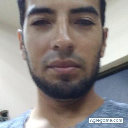 cesarenrique8901 chico soltero en Holland