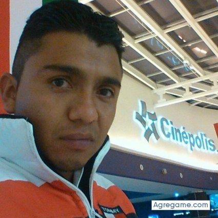 RoQuE221 chico soltero en Toluca