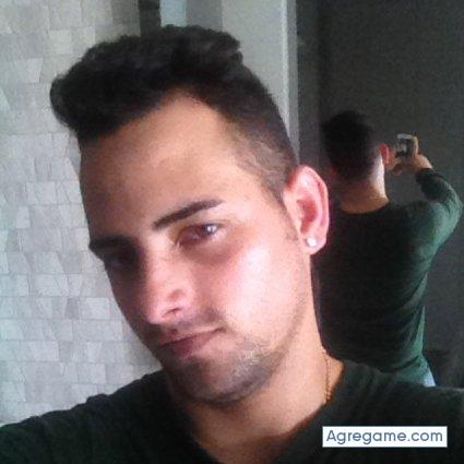 yoerlan chico soltero en Martinsburg