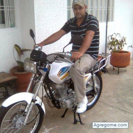 elchicosolo chico soltero en Caracas