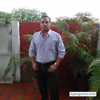 Americo11 chico soltero en La Peluda