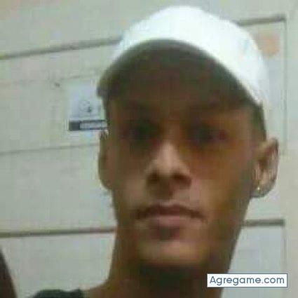 8097219000 chico soltero en Bajos De Haina