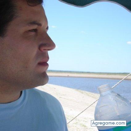 Federico chico soltero en Villa Alberdi