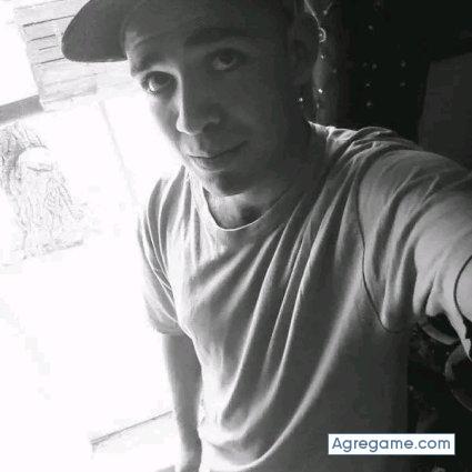 Erikmonte chico soltero en Zapala