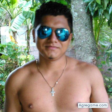 AlexanderRodrigez chico soltero en Quezaltepeque