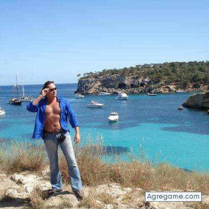 pierrekositzky chico soltero en Ibiza
