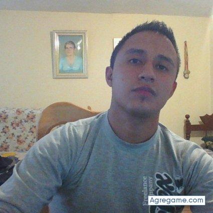 Adrianismael93 chico soltero en Riobamba