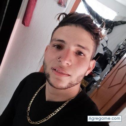 Polito10 chico soltero en Bogotá