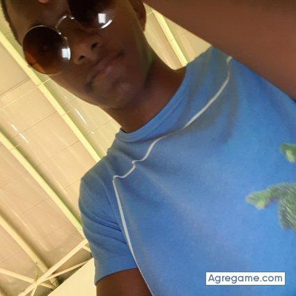 Adrianelpenegrande chico soltero en Pantoja