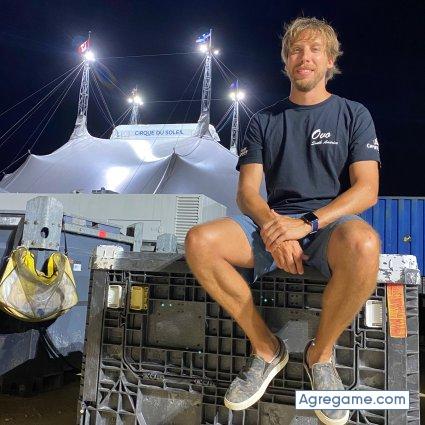 mauroezequiel8569 chico soltero en Del Viso