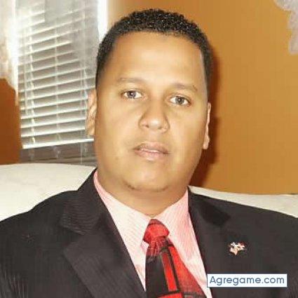 Papuchie77 chico soltero en Boston