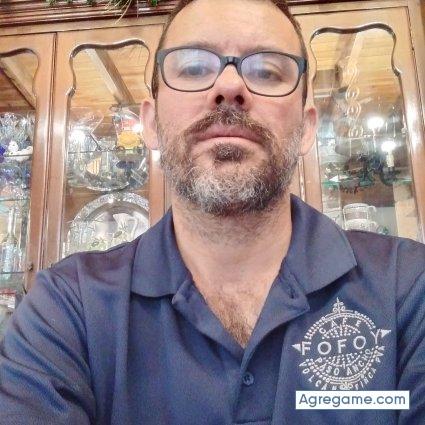 CarlosSantosCruz chico casado en Volcán