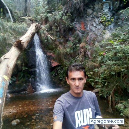 Andres_Mauricio_7 chico soltero en Armenia