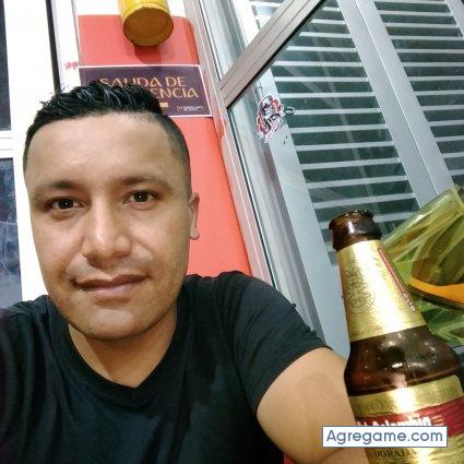 Dani8527 chico soltero en Castelli