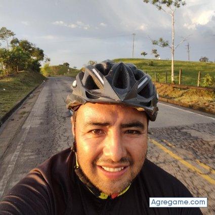 Juliancuasapud chico casado en Bucaramanga