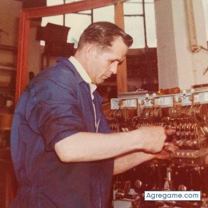 Curropepe chico soltero en 