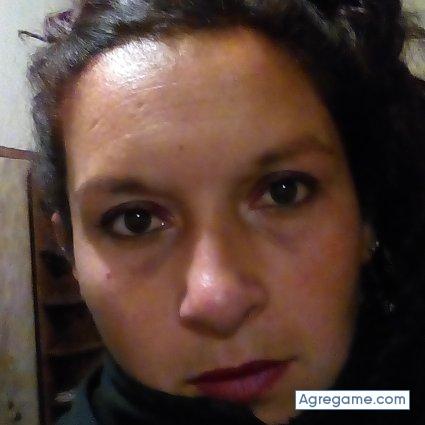 Mikaaa chica soltera en Apolinario Saravia