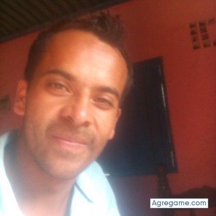 Jhojacastillo23 chico soltero en Tabay