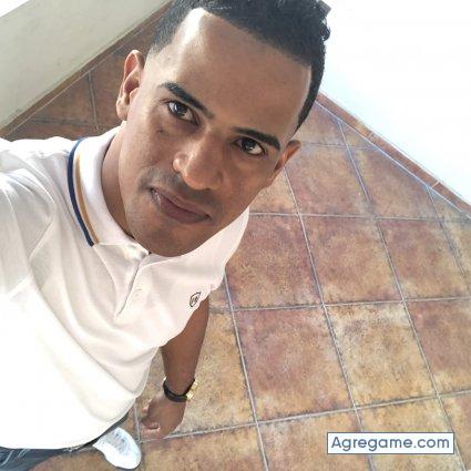 Rey0998 chico soltero en Villa Mella